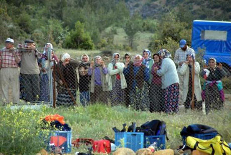 Yangın söndürme havuzunda boğuldular