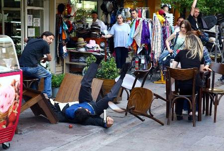 Film çekimini gerçek sandılar !