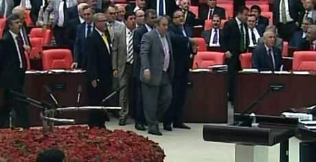 Muhalefet Meclisi karıştırdı