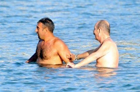 Cemil İpekçi Bodrumda !