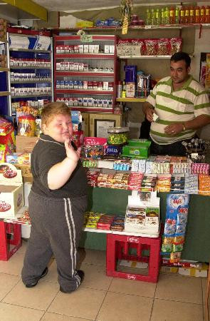 7 yaşında ve 80 kilo !