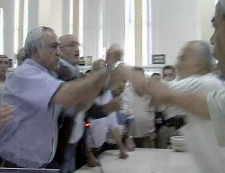 Borsayı bastı, tüccarı tokatladı !