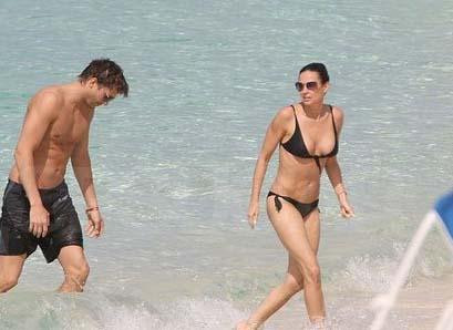 Demi Moore Karayiplerde !