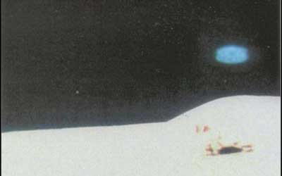 Ay fotoğraflarındaki UFO mu ?