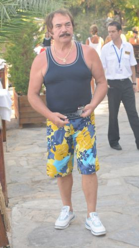 Orhan Gencebaydan yeni imaj