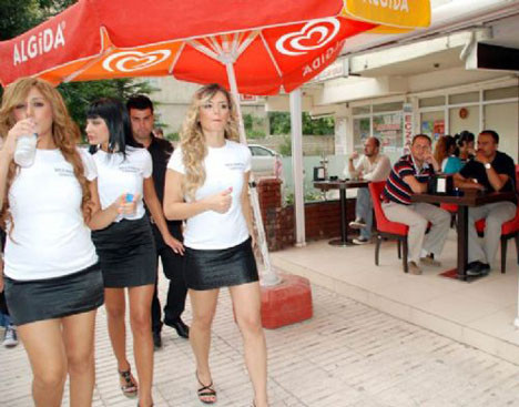 Mankenlere büyük ilgi