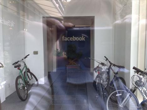 Facebookun lüks ofisi