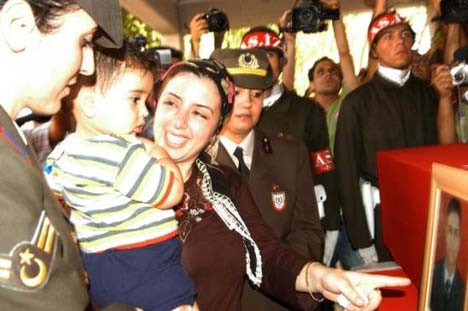 Gözyaşları sel oldu