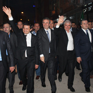 MHP adaylarına ilgi Erbaa'ya sığmadı
