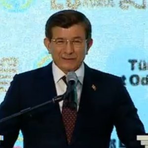 Davutoğlu, Kılıçdaroğlu'nu yüzüne bakarak eleştirdi