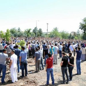 Diyarbakır'da 17 gözaltı