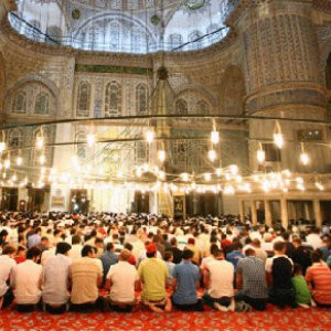 Türkiye’de iki yılda dindarlık oranı düştü