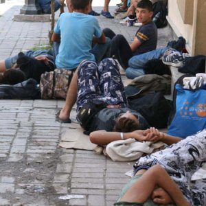 İzmir'in bu semti mülteci kampına döndü