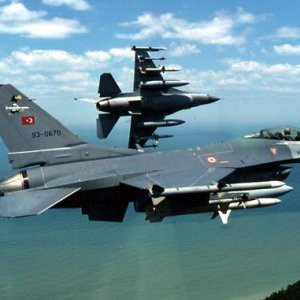 F-16'lar PKK hedeflerini bombaladı