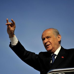 Bahçeli'ye tam yetki verdiler !