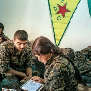 Türkiye, PKK'nın kolu ile müttefik mi oluyor ?