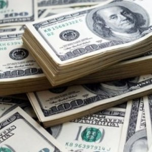 Dolar herkesin maaşlarını vurdu !