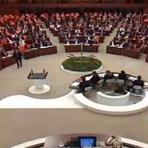 Meclis'te gergin toplantı ! 3 parti o bakanlara itiraz etti