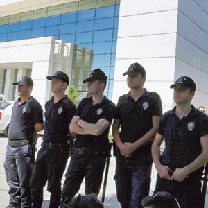 ''Ayet yazılı zarf'' delil sayıldı !