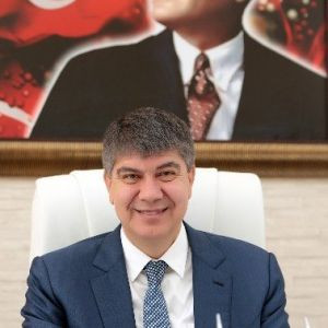 Erdoğan'dan Menderes Türel'e ödül tebriği !