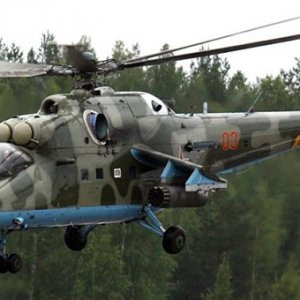 Rus üssünü Mil Mi-24'ler koruyor