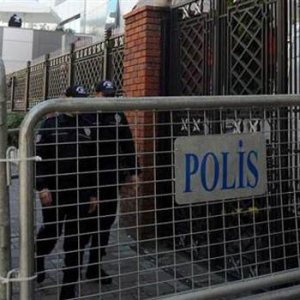 Kayyum gazetecileri kapıdan döndürdü !