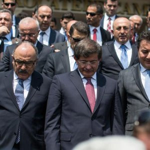 Bakanlıklar yine değişiyor !