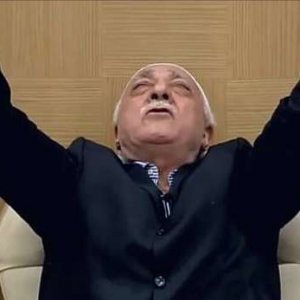 Fethullah Gülen: Paralel diyenlerin Allah belasını versin