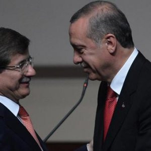 Erdoğan Davutoğlu'na görevi verdi !