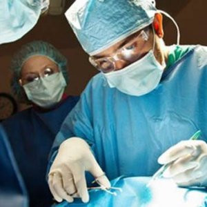 Doğumdayken böbreği çalındı !