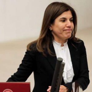 AK Partili isimden büyük gaf !