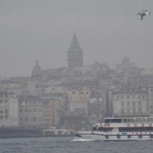 İstanbul'da vapur seferlerine sis engeli