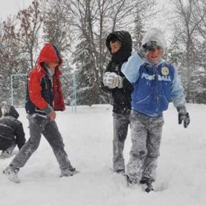 Eğitime kar molası ! Bu illerde okullar tatil