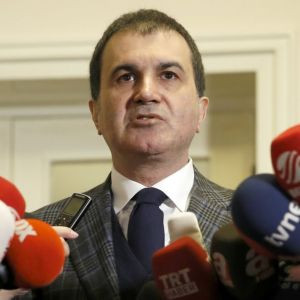 Ömer Çelik, laiklik tartışmasına noktayı koydu !