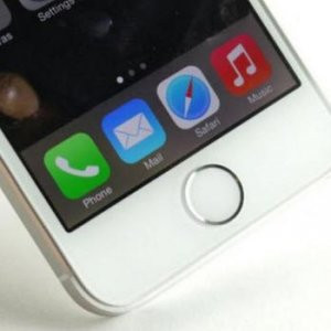 Apple'dan yeni iPhone geliyor !