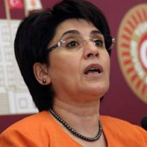 Leyla Zana'ya milletvekili maaşı ödenmeyecek
