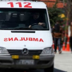 Hainler ambulansa saldırdı: 1 yaralı