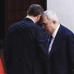 Meclis'ten ilginç fotoğraf ! HDP'li ve MHP'li vekil..