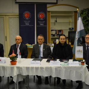 Tika'dan Macaristan'a Tıbbi Destek