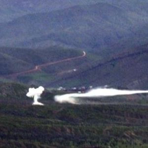 PKK teröristler Şemdinli'de havanla saldırdı !