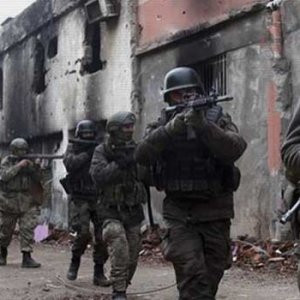 Yüksekova'da çatışma ortasında kalan 1 kişi öldü