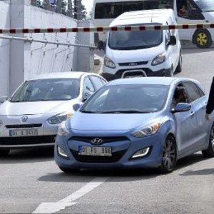 Çevre Bakanı'nın kardeşi bıçaklandı !
