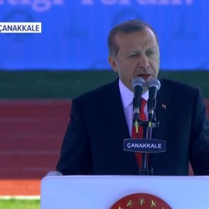 Erdoğan, Çanakkale şehitleri töreninde köprü müjdesi verdi !