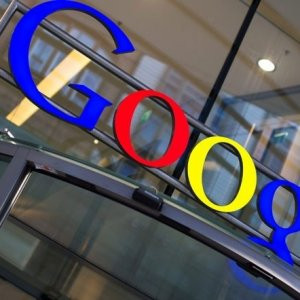 Google ''akıllı'' robotlarını satıyor