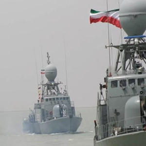 İran, Yemen'e savaş gemilerini yolladı