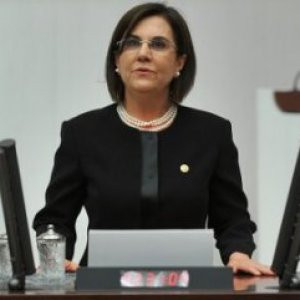 CHP'li kadın vekiller Kılıçdaroğlu'nu savundu !