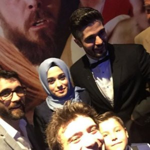 Büşra Ayaydın tesettüre girdi