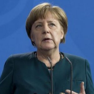 Angela Merkel'in açıklamaları çark etti !