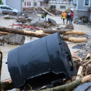 Almanya'yı fırtına ve sel vurdu: 4 ölü