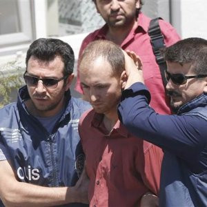 Seri katilin üzerinden porno listesi çıktı !